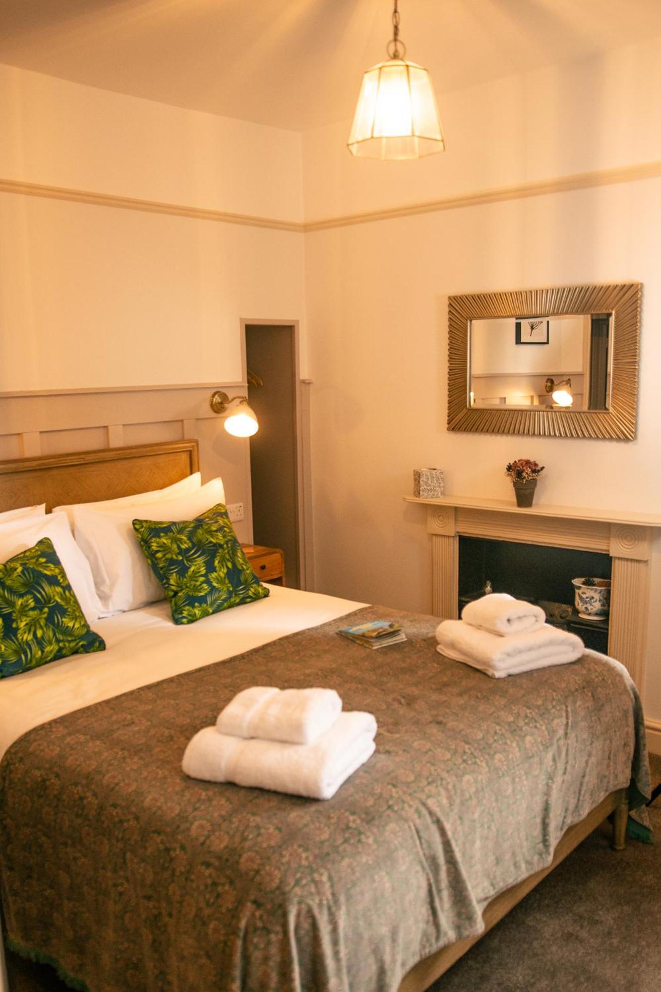 Colcombe Castle Hotel Colyton Экстерьер фото